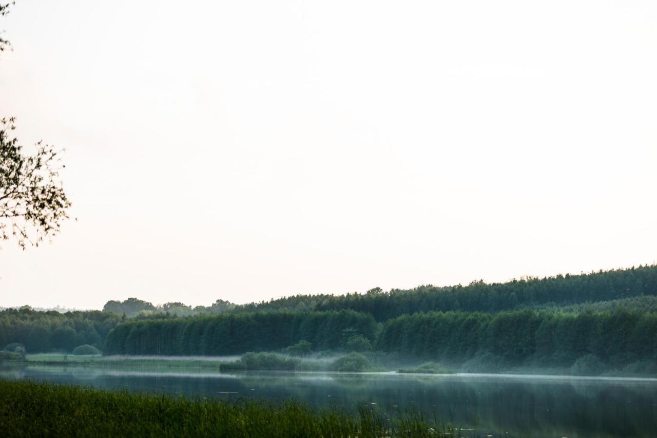 Hotel Noce I Dnie Postołowo Exteriér fotografie